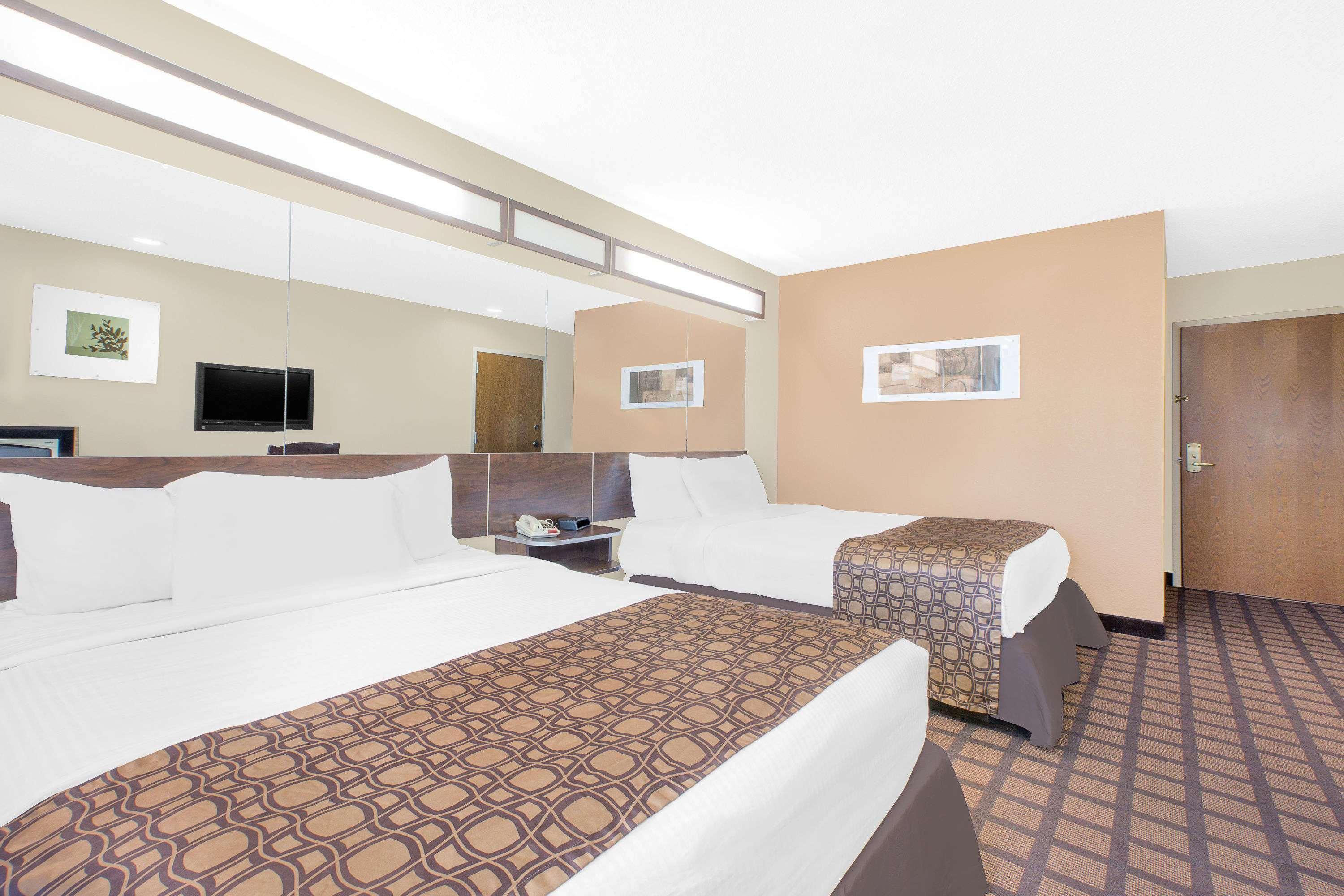 Microtel Inn & Suites By Wyndham Franklin Exteriör bild