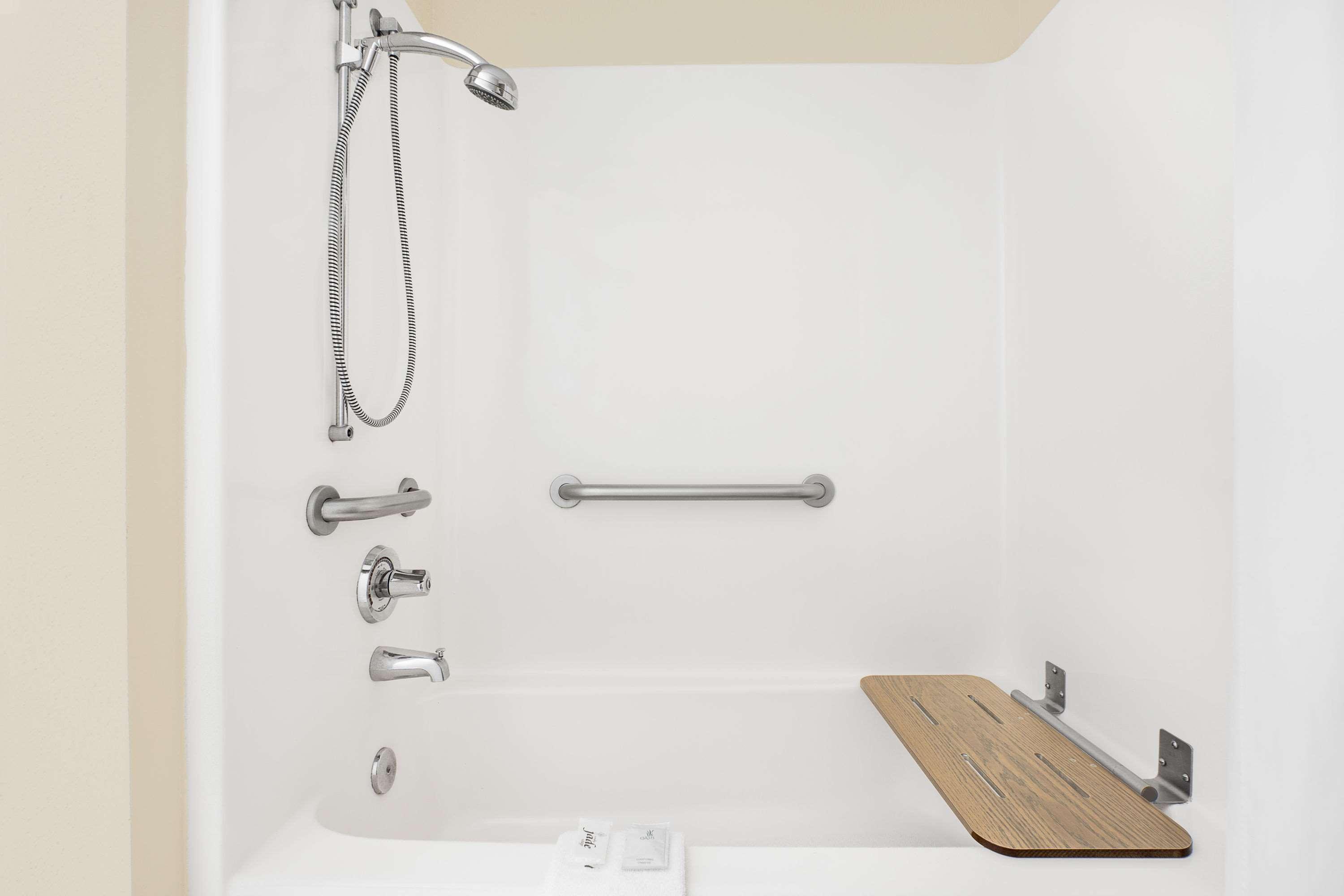 Microtel Inn & Suites By Wyndham Franklin Exteriör bild